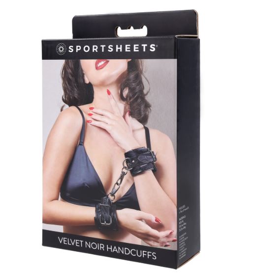 VELVET NOIR HANDCUFFS