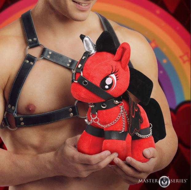 MASTER SERIES SCARLET CHAINTHEART BONDAGE PONY PONY RED