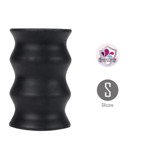 ELI LIQUID SILICONE STROKER 4IN BLACK