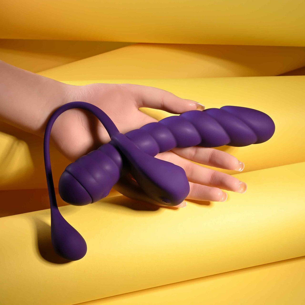 PLAYBOY TWISTED PLAYGROUND