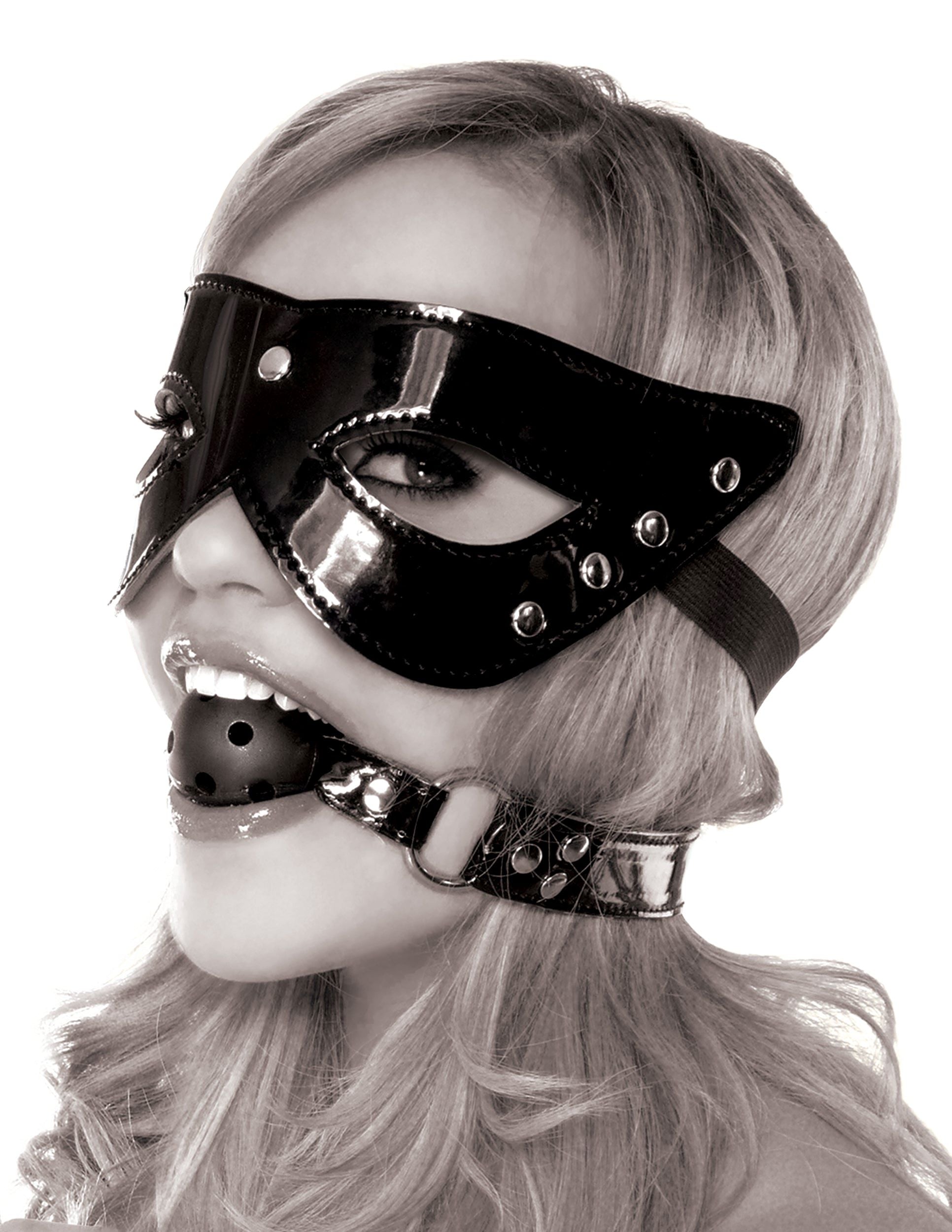 FETISH FANTASY LIMITED EDITION MASQUERADE MASK & BALL