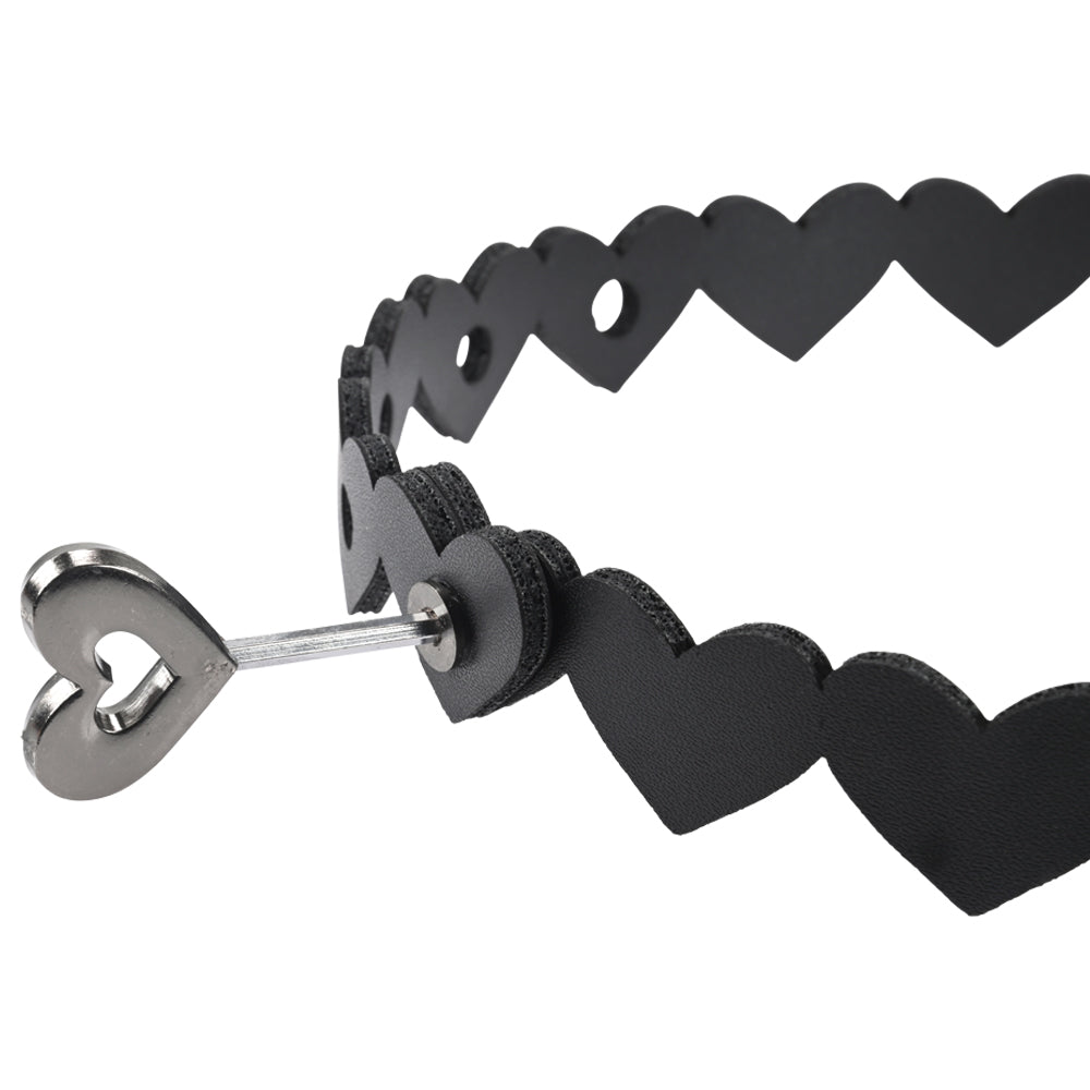 SEX & MISCHIEF HEART DAY COLLAR