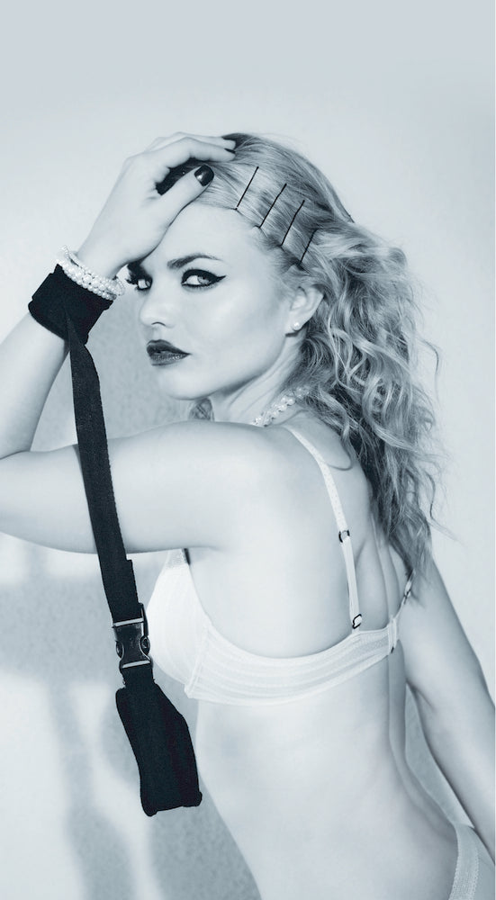 SEX & MISCHIEF ADJUSTABLE HANDCUFF