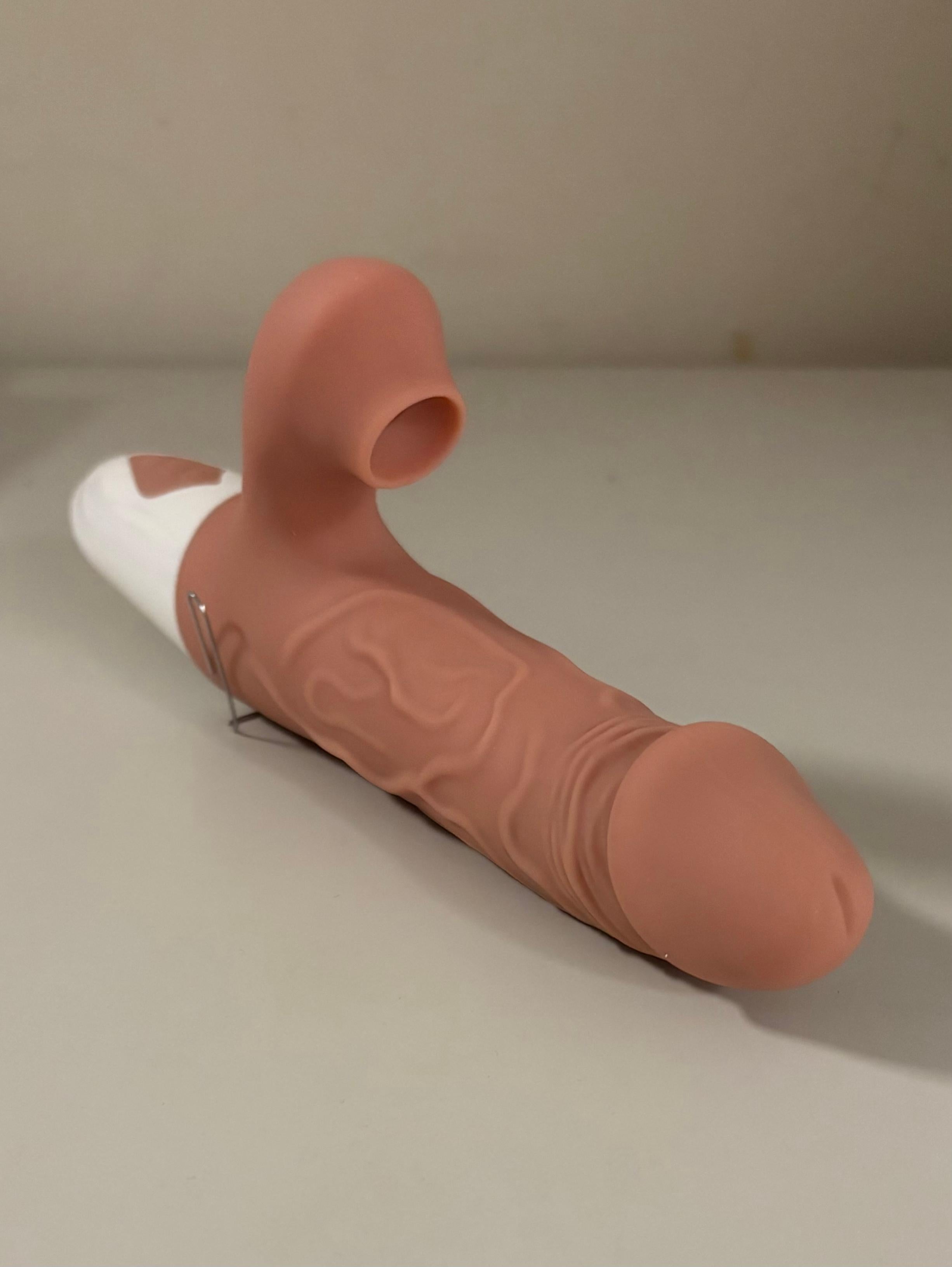 Dido Realistic Thrusting & Pulsating Dildo