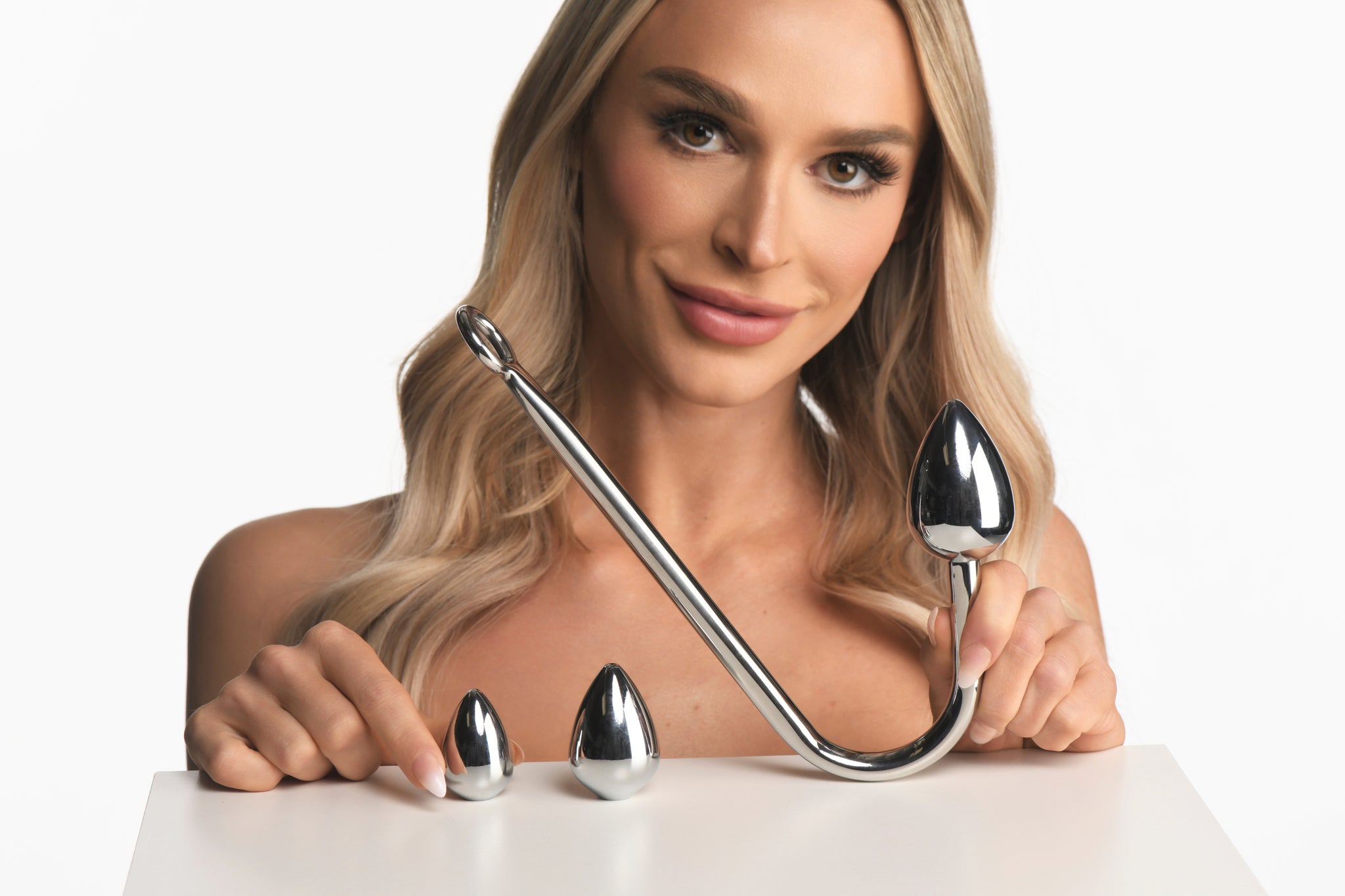 MASTER SERIES ANAL HOOK TRAINER W/ 3 PLUGS