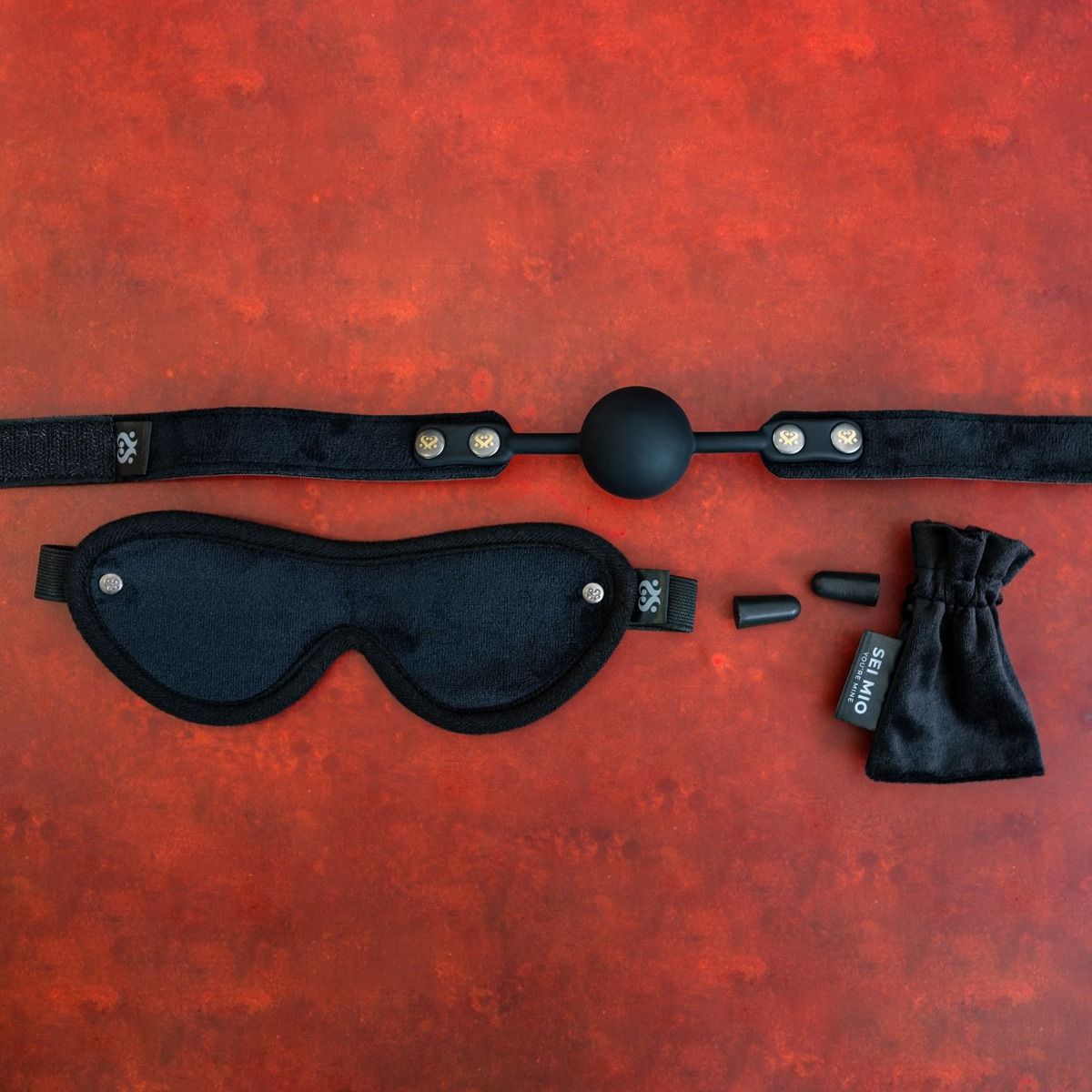 SEI MIO SENSORY SURRENDER BLINDFOLD GAG AND EARPLUG KIT